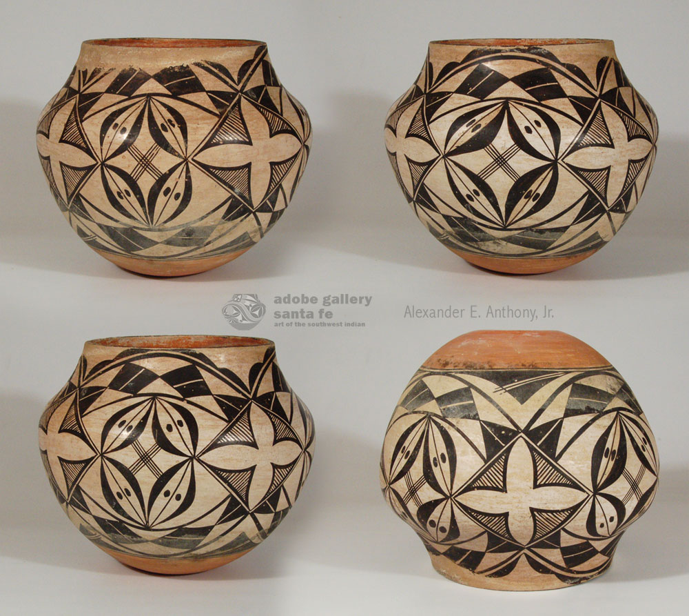 Historic Zuni Pueblo Pottery - C4068W